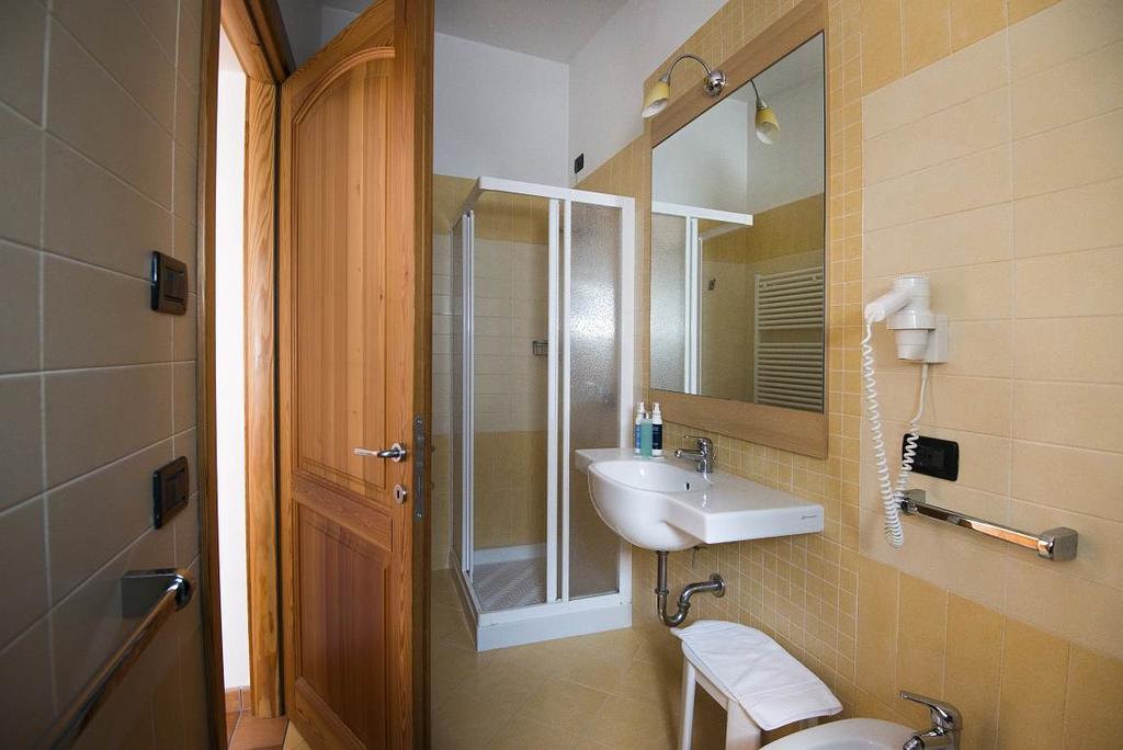 Residence Corte Camaldoli Garda  Exterior foto